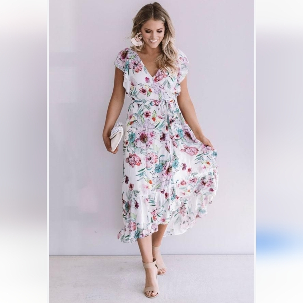 Love Stitch Deep Vneck Ruffle Trim Maxi, VGUC, Size M